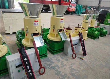 Mala presa za drvene pelete